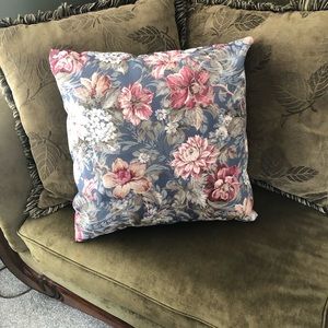 Dotties Originals Custom Bouquet Pillow